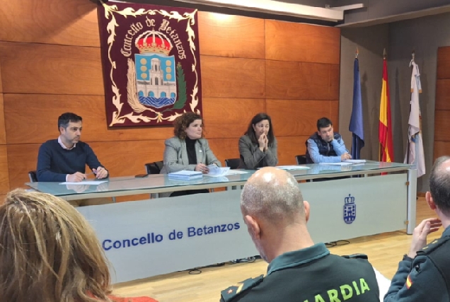 Imaxe da Xuntanza de Seguridade celebrada este luns en Betanzos