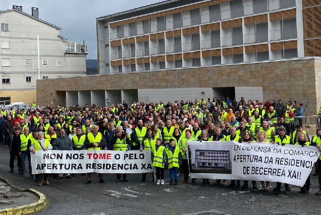 manifestación Becerreá PP residencia