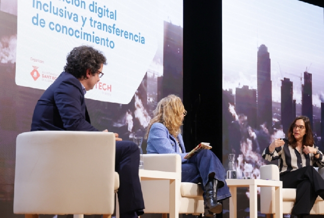 Inés Rey interven como relatora na xornada Techcities Sant Boi en Sant Boi de Llobregat