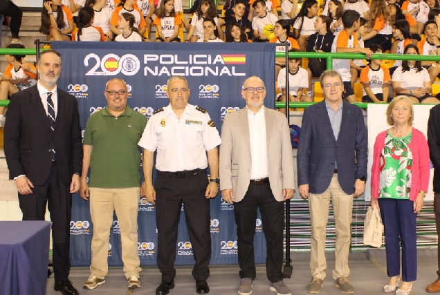 Exhiición dos grupos policias en Ourense