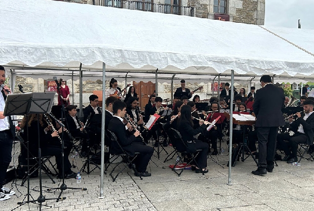 feira_artesanía_outeiro_de_rei_